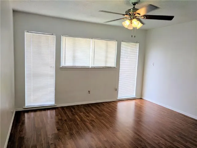 $1,200 | 6240 Wheaton Drive, Unit 6242, Fort Worth, TX 76133