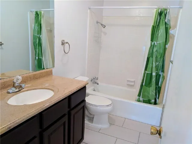 $1,200 | 6240 Wheaton Drive, Unit 6242, Fort Worth, TX 76133