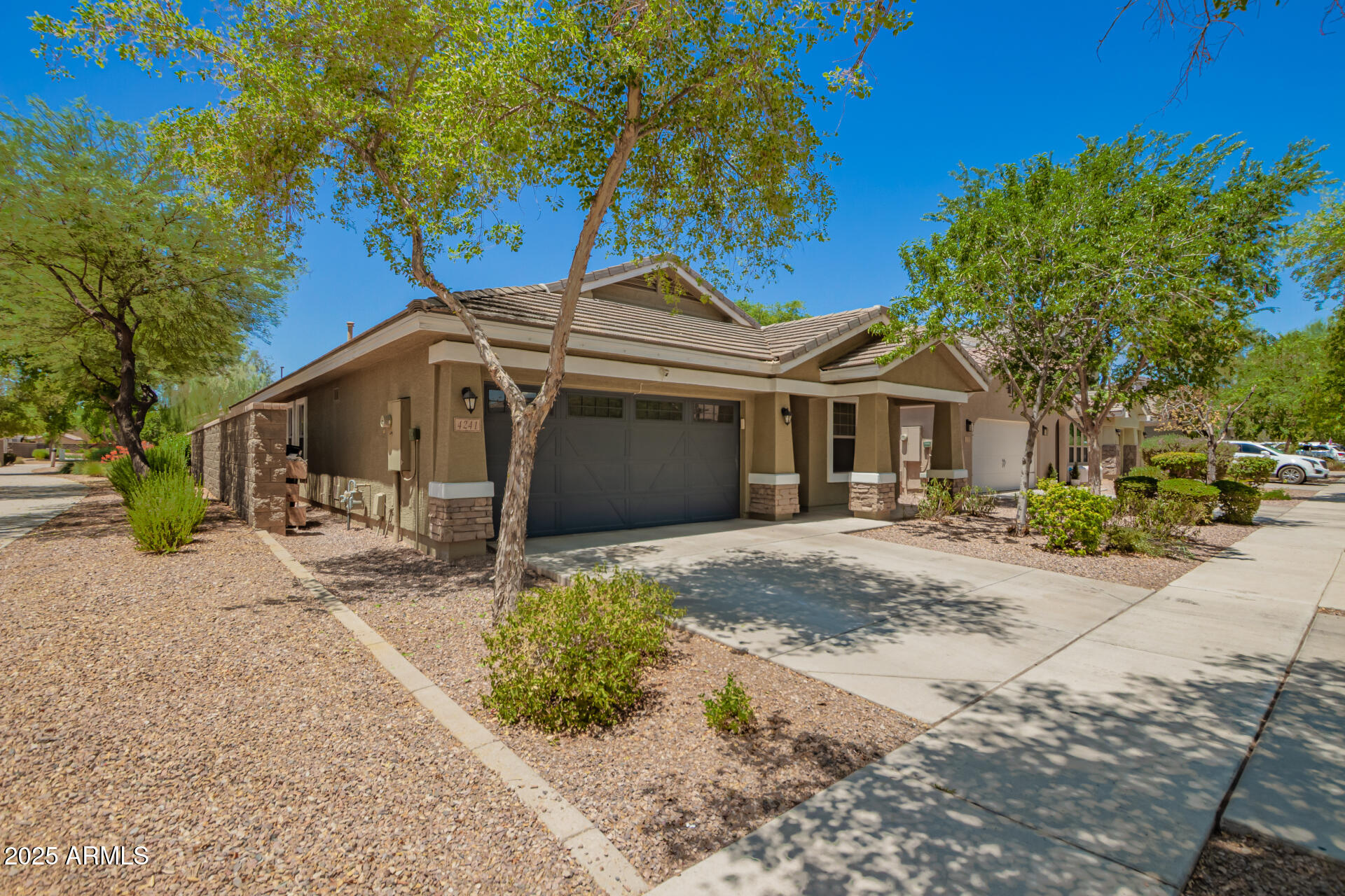 4241 East Bonanza Road Gilbert, AZ 85297 - Photo 3 of 33 03 - Bonanza