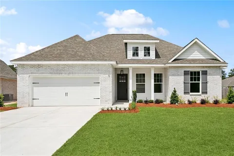 $409,000 | 72669 Robindale Drive, Covington, LA 70435