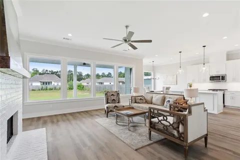 $409,000 | 72669 Robindale Drive, Covington, LA 70435