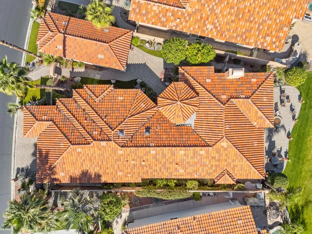 $1,950,000 | 396 Tomahawk Drive, Palm Desert, CA 92211