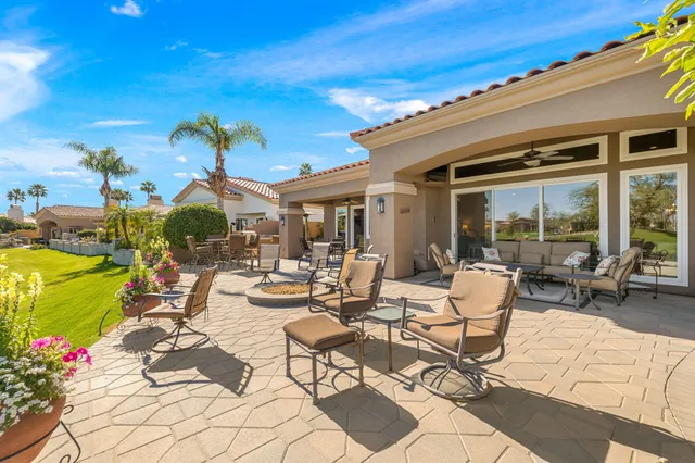 $1,950,000 | 396 Tomahawk Drive, Palm Desert, CA 92211