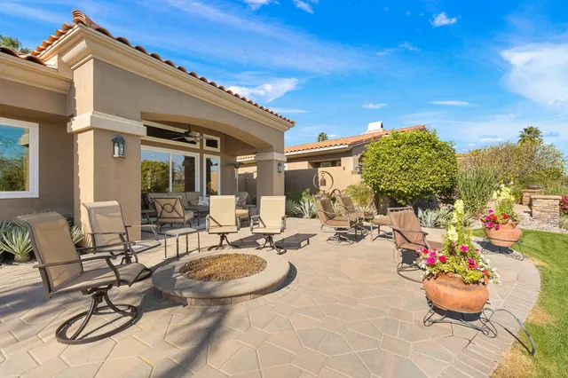 $1,950,000 | 396 Tomahawk Drive, Palm Desert, CA 92211