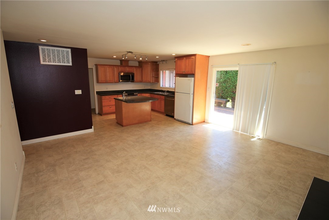 2845 McLeod Road Bellingham, WA 98225 - Photo 4 of 19 Gallery Image 4