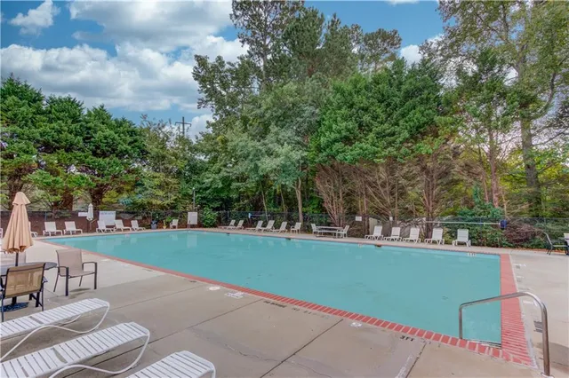 a view of a outdoor space