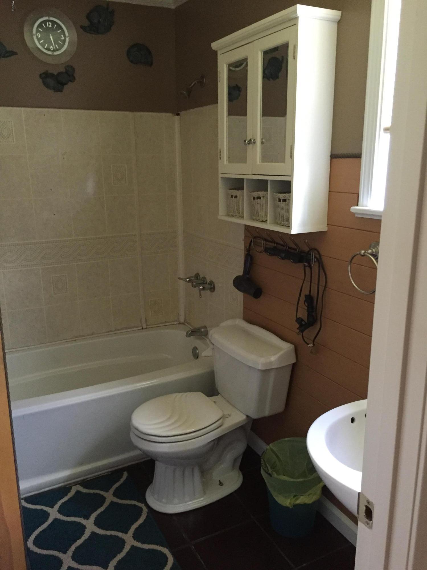 7256 Bosarge Road Long Beach, MS 39560 - Photo 13 of 33 Photo Sep 16, 10 58 16 AM