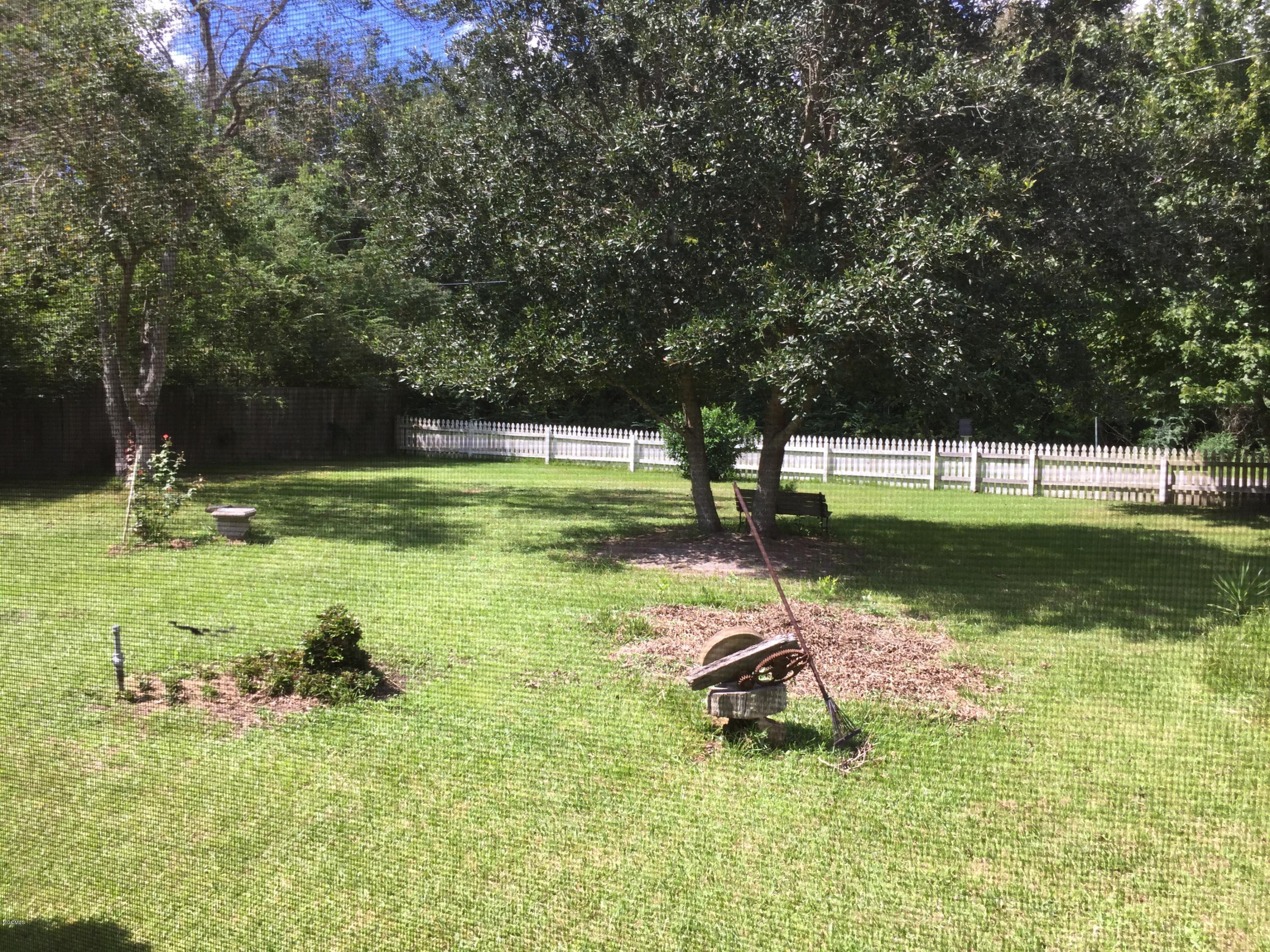 7256 Bosarge Road Long Beach, MS 39560 - Photo 23 of 33 Photo Sep 16, 11 47 38 AM
