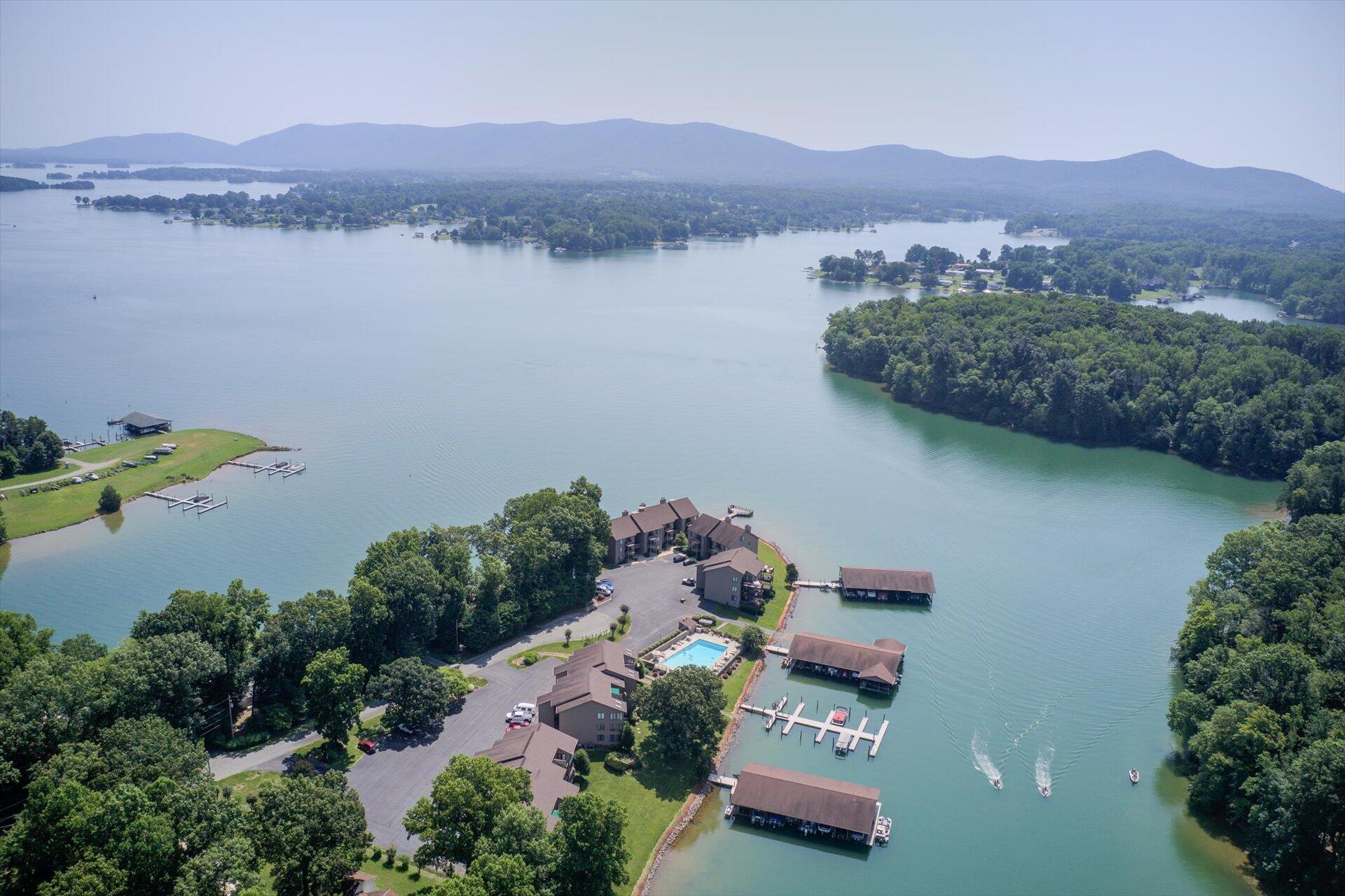 660 Monte Vista Road Union Hall, VA 24176 - Photo 34 of 35 34-072620230005