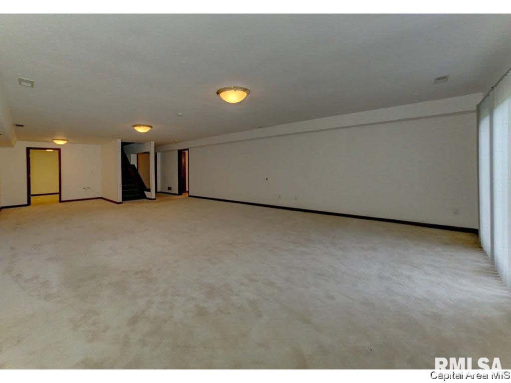 6500 Stonehaven Ridge Springfield, IL 62711 - Photo 10 of 33