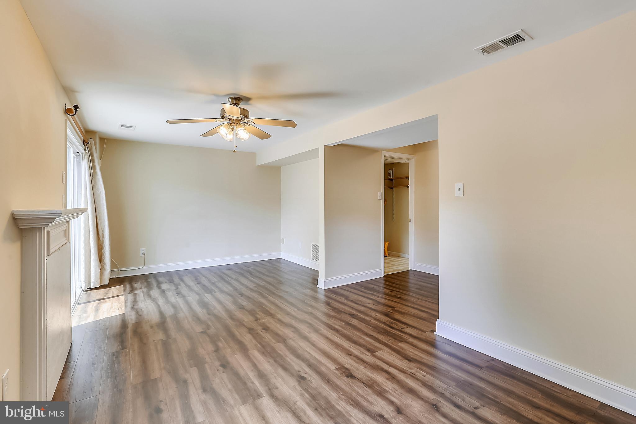 132 Sharpstead Lane Gaithersburg, MD 20878 - Photo 5 of 123