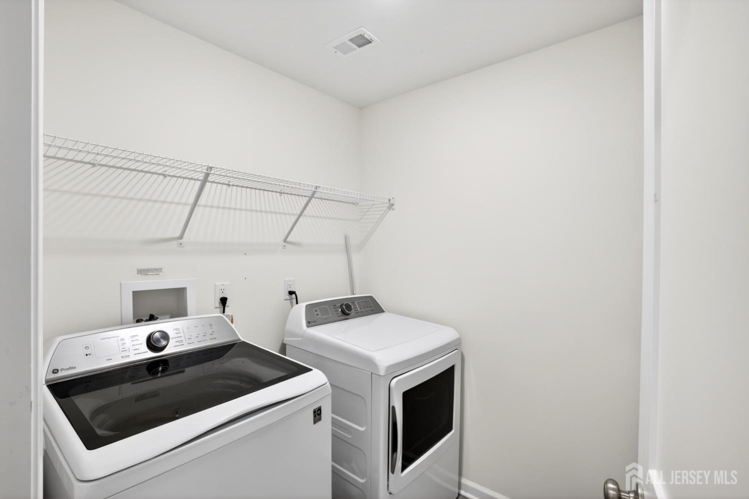 728 Station Road Dunellen, NJ 08812 - Photo 41 of 51