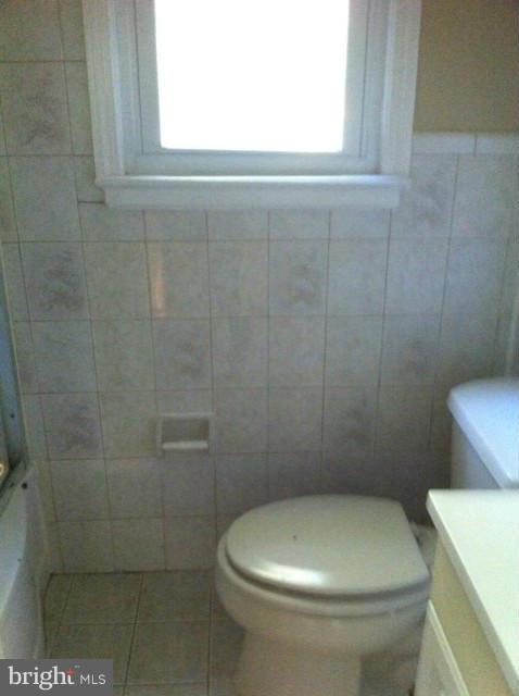 12021 Milton Street Silver Spring, MD 20902 - Photo 10 of 11 Bath