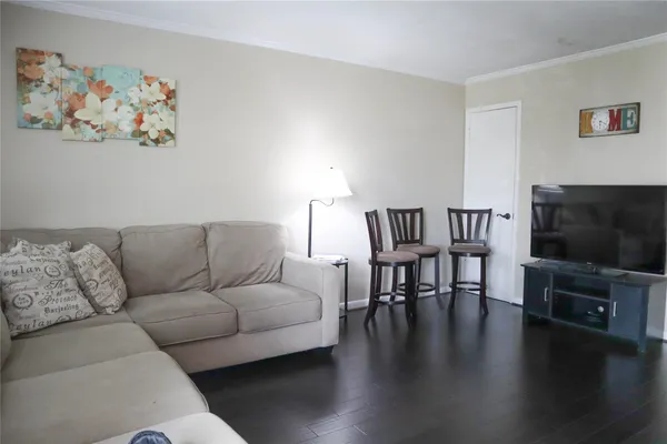 $1,500 | 2689 Marilee Lane, Houston, TX 77057