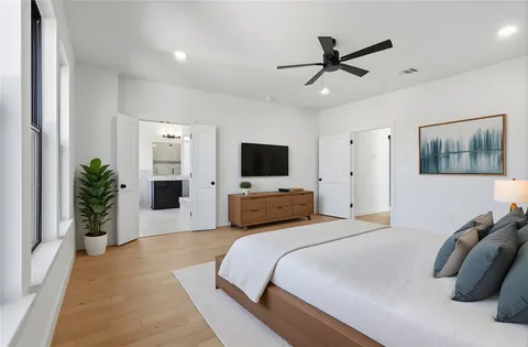 $749,900 | 1418 Caywood Lane, Unit C, Houston, TX 77055