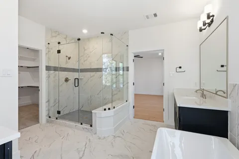 $749,900 | 1418 Caywood Lane, Unit C, Houston, TX 77055