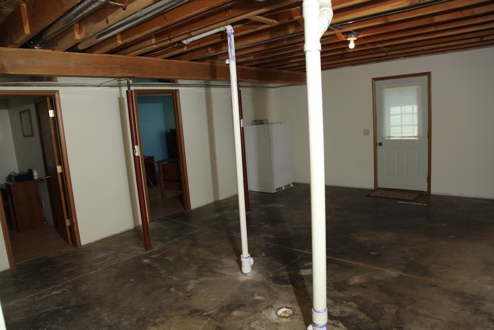 1862 Snaggy Ridge Road Tipton, IA 52772 - Photo 16 of 17 Gallery Image 16