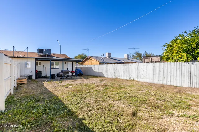 $375,000 | 430 Reizen Drive, Morristown, AZ 85342