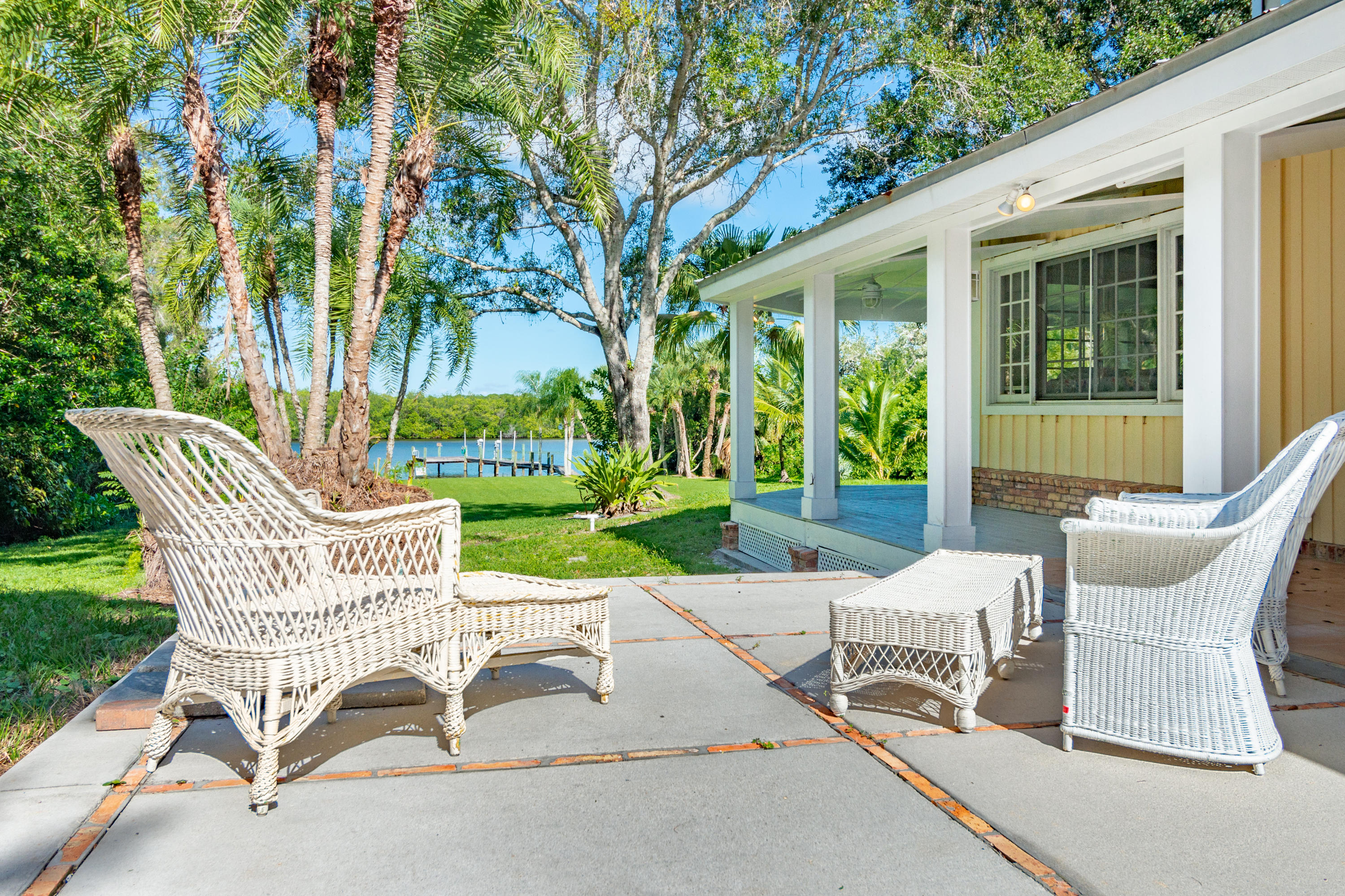 12507 Roseland Road Sebastian, FL 32958 - Photo 7 of 43 large-220