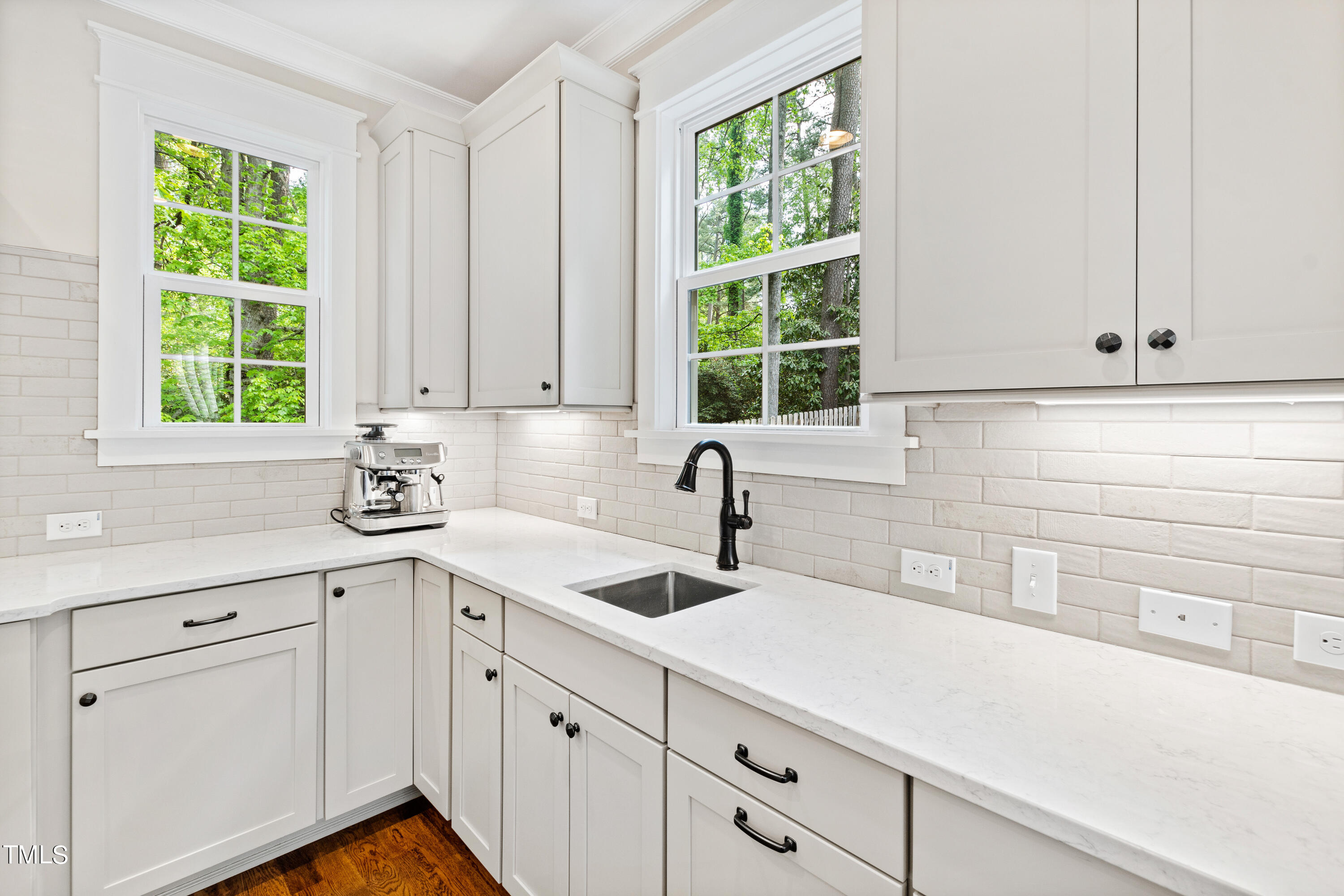 735 Powell Drive Raleigh, NC 27606 - Photo 23 of 64 Kitchen 5