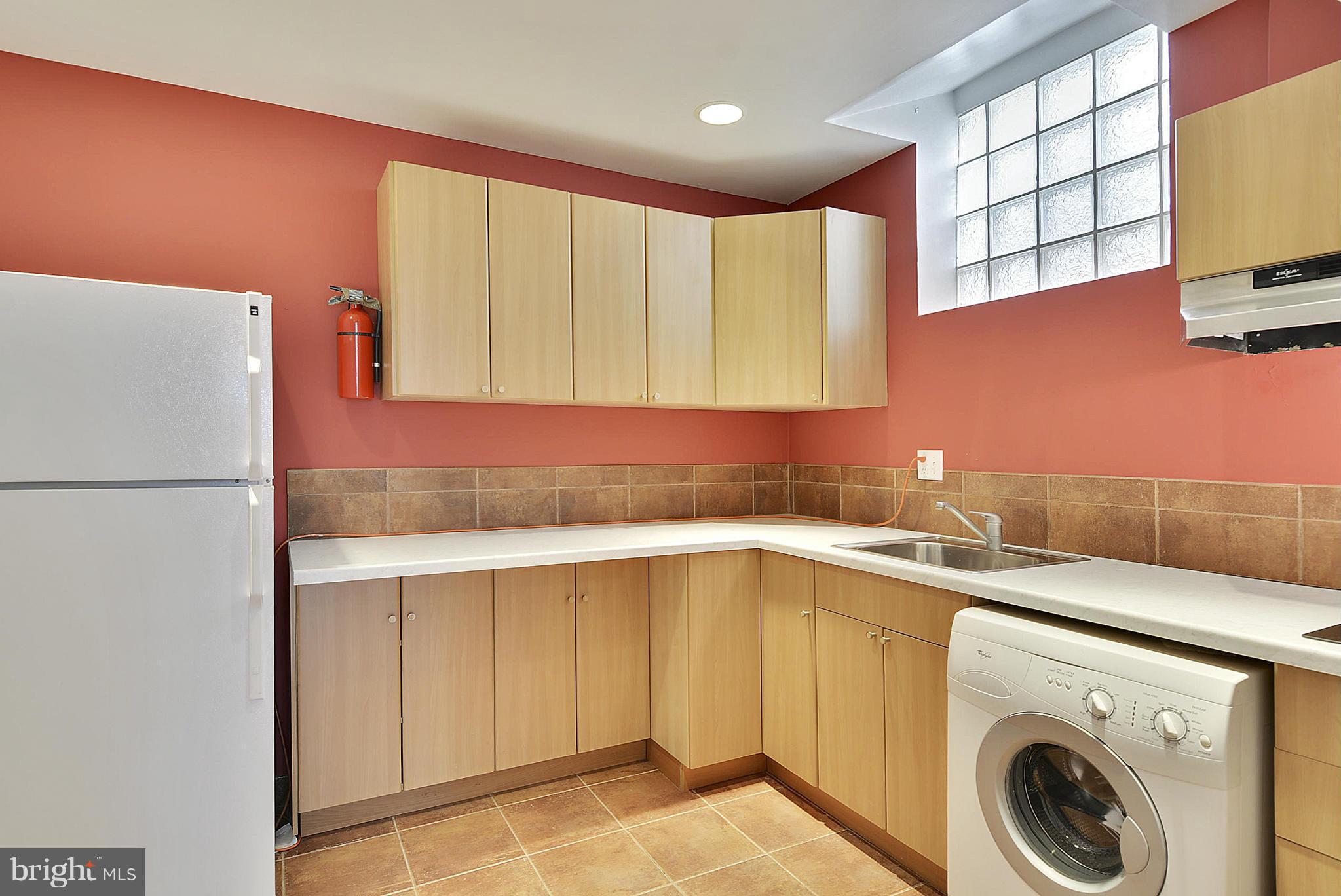 4741 Reservoir Road Northwest Washington, DC 20007 - Photo 22 of 30 Kitchen