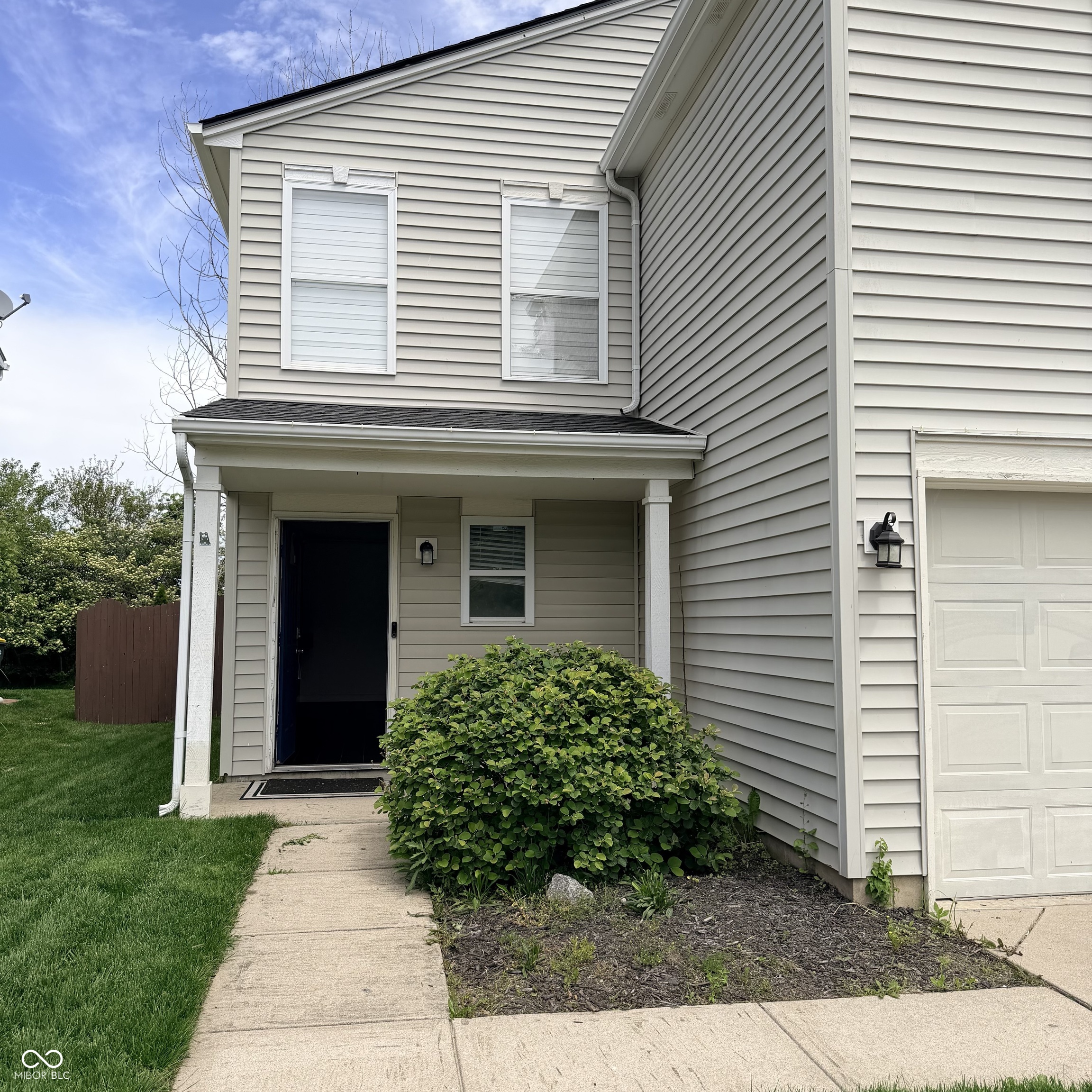 8392 South Paddleboat Lane Pendleton, IN 46064 - Photo 2 of 29