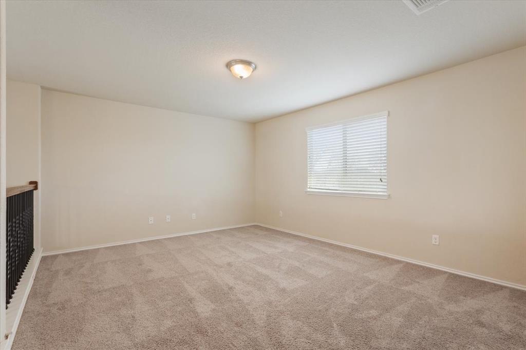 5300 Crossville Drive Waco, TX 76708 - Photo 24 of 33 an empty room with a window