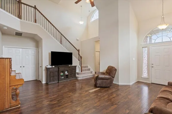 $379,000 | 5300 Crossville Drive, Waco, TX 76708