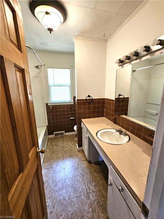 2447 Piney Mountain Road Walnut Cove, NC 27052 - Photo 10 of 12