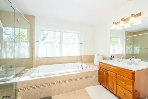 $945,000 | 43 Brush Hill Road, Kinnelon, NJ 07405