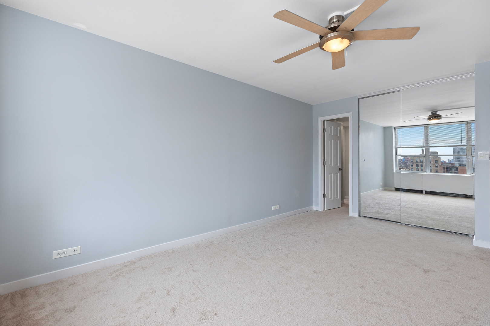 655 West Irving Park Road, Unit 701 Chicago, IL 60613 - Photo 36 of 39