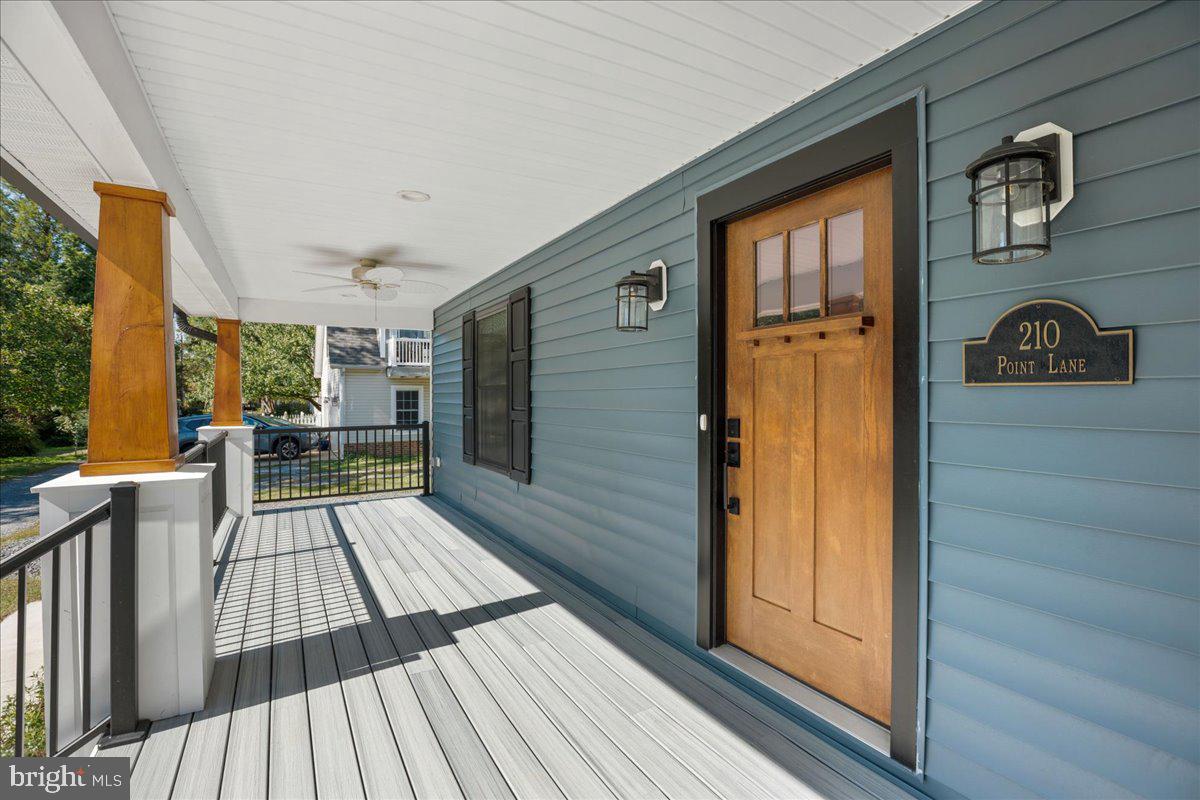 206 Point Lane Solomons, MD 20688 - Photo 5 of 46 The chill spot!