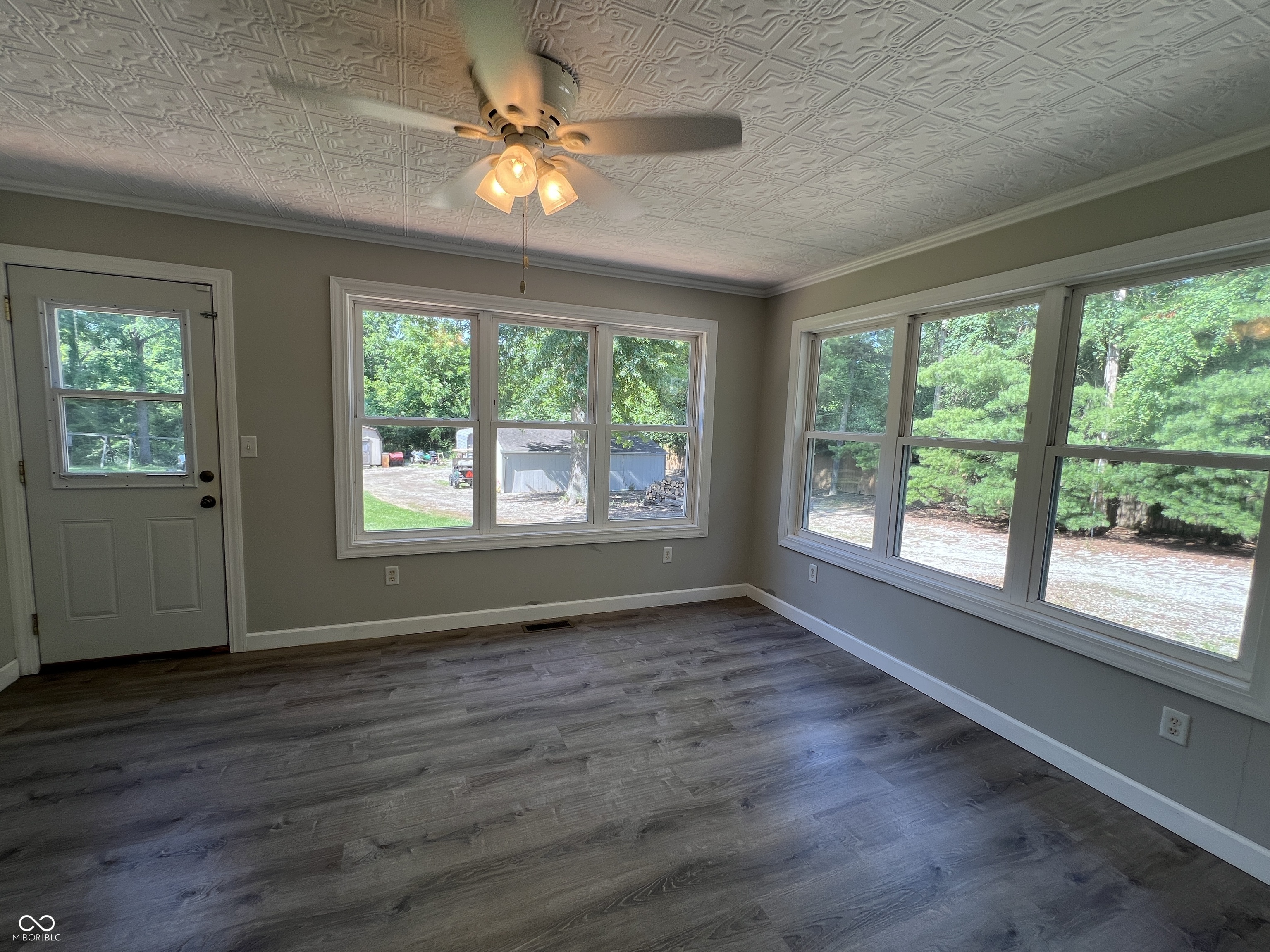 6238 East Southport Road Indianapolis, IN 46237 - Photo 15 of 43