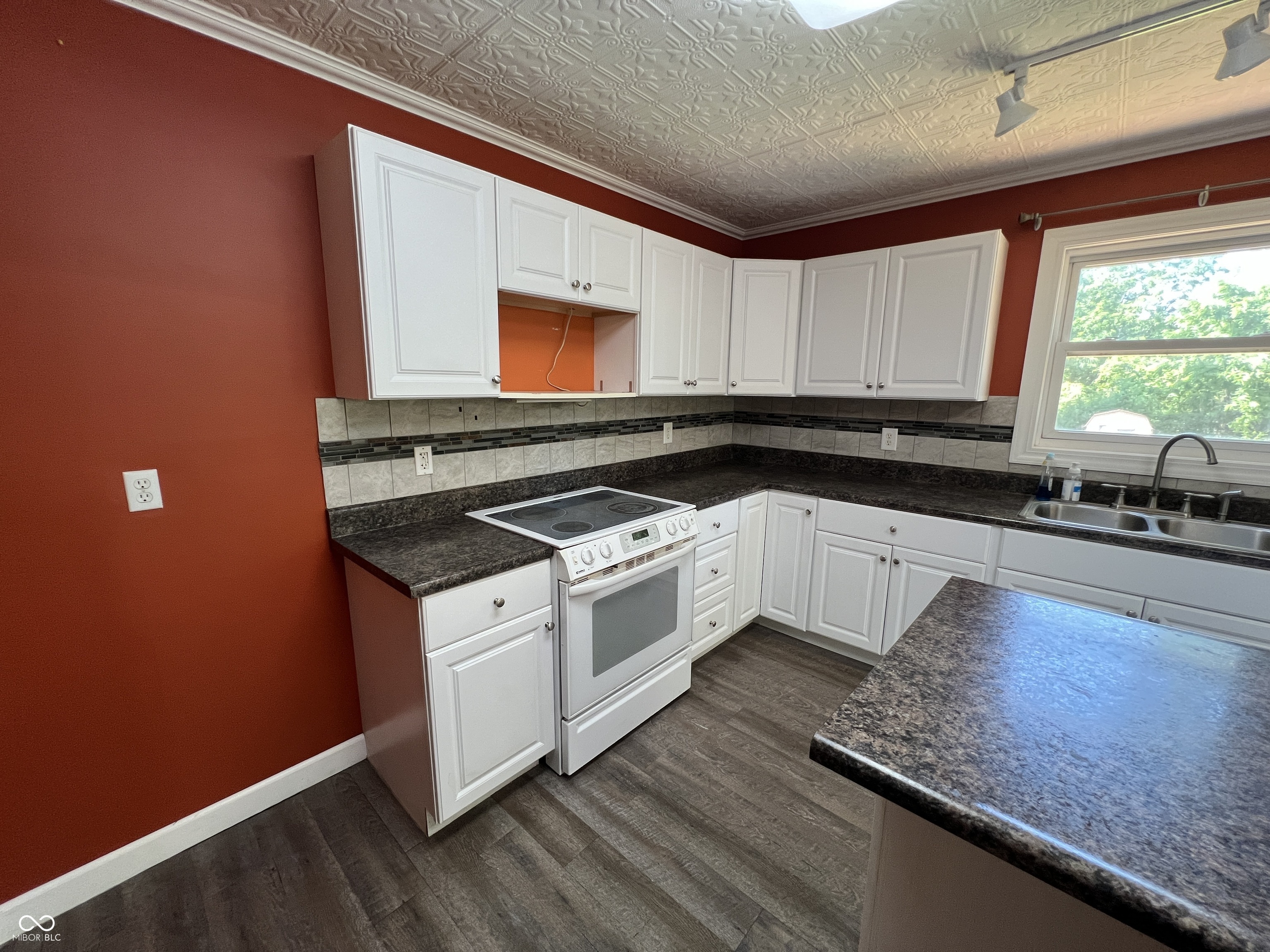 6238 East Southport Road Indianapolis, IN 46237 - Photo 9 of 43