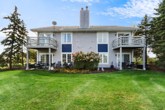 $285,000 | 658 Geneva National Avenue North, Geneva, WI 53147