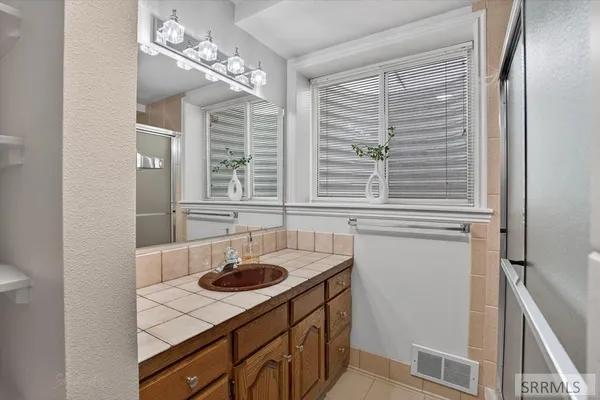 $659,900 | 1916 Satterfield Drive, Pocatello, ID 83201