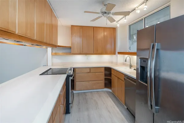 $4,000 | 469 Ena Road, Unit 2009, Honolulu, HI 96815