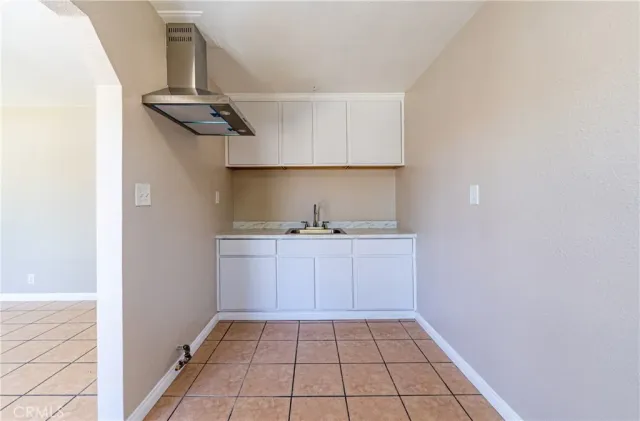 $985,000 | 12430 Peach Street, Lynwood, CA 90262