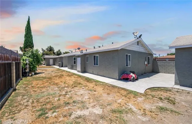 $965,000 | 12430 Peach Street, Lynwood, CA 90262