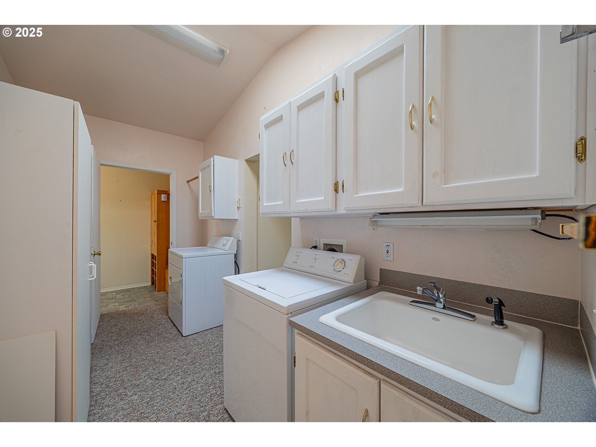 4 Creek Lane Lakeside, OR 97449 - Photo 19 of 30