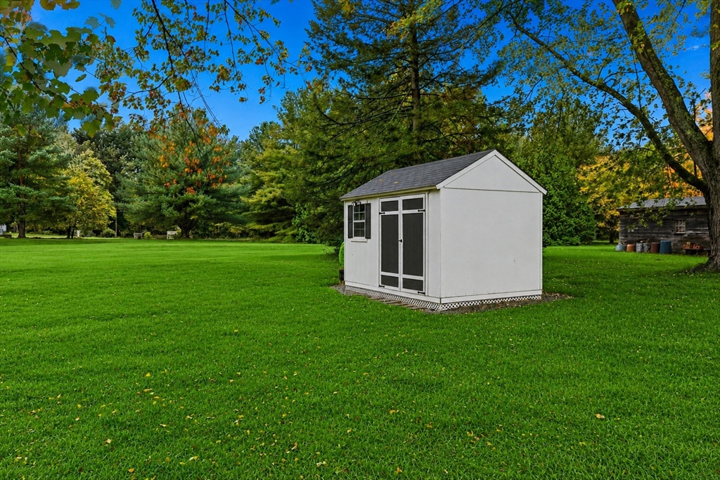 31 Allen Road Tewksbury, MA 01876 - Photo 29 of 35