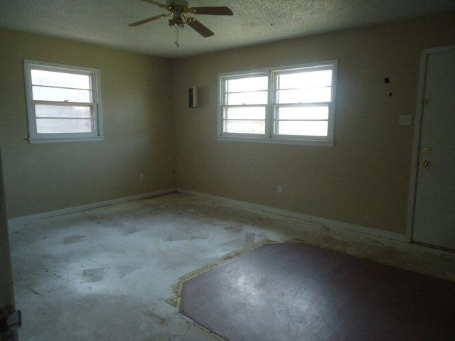 2005 43rd Street Lubbock, TX 79412 - Photo 8 of 10 an empty room with a window
