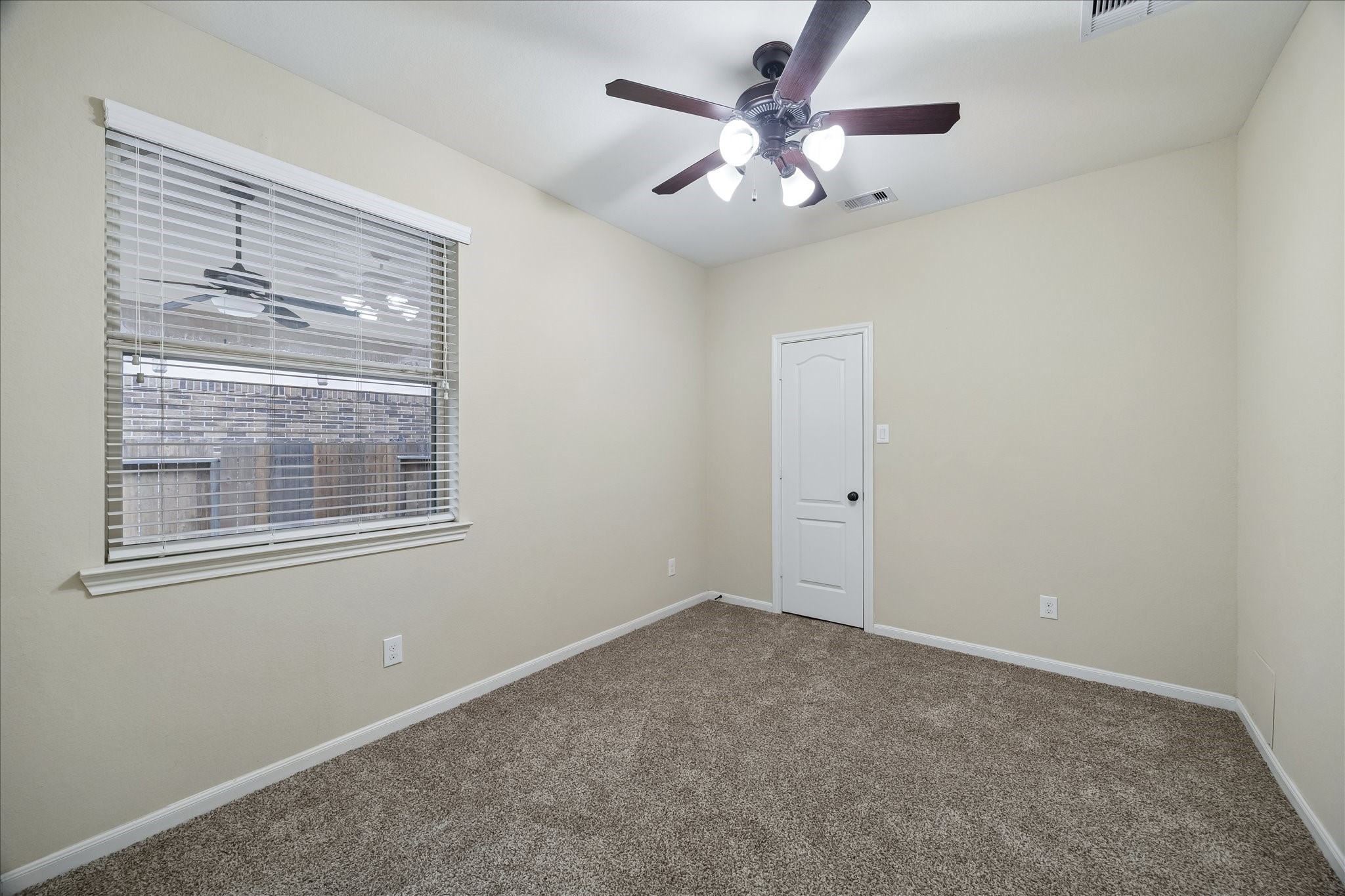 6723 Hunters Way Lane Baytown, TX 77521 - Photo 11 of 16 Third Bedroom