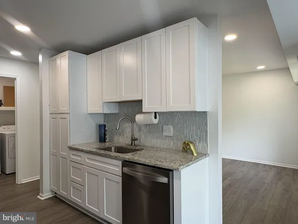 $2,200 | 9574 Jayhawk Terrace, Unit 103, Manassas, VA 20110