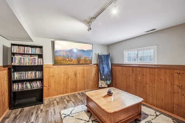 $239,900 | 7709 East Sunset Drive, Wonder Lake, IL 60097