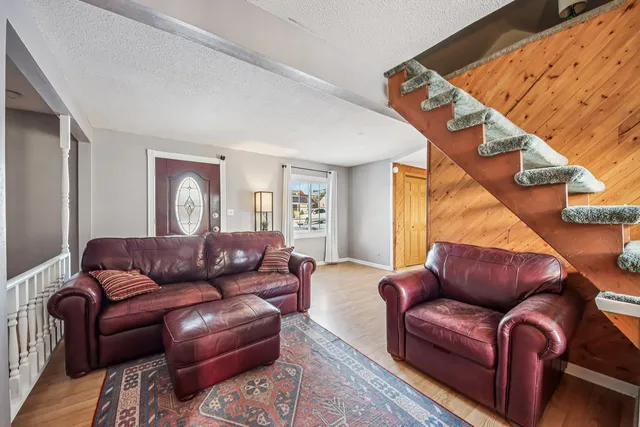 $239,900 | 7709 East Sunset Drive, Wonder Lake, IL 60097