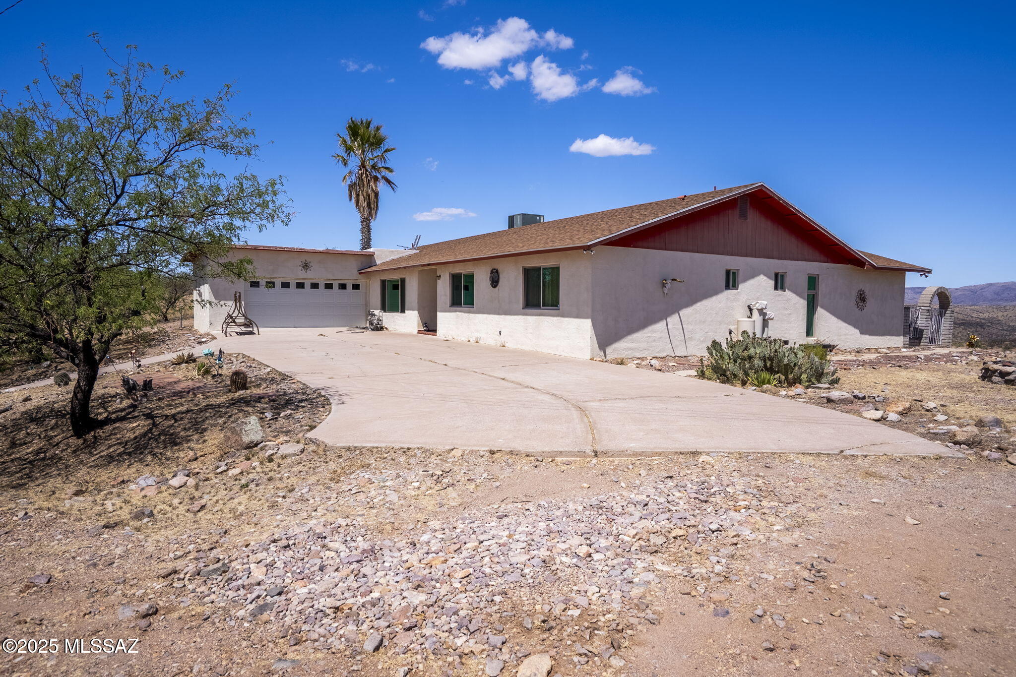 888 Cree Lane Rio Rico, AZ 85648 - Photo 10 of 47