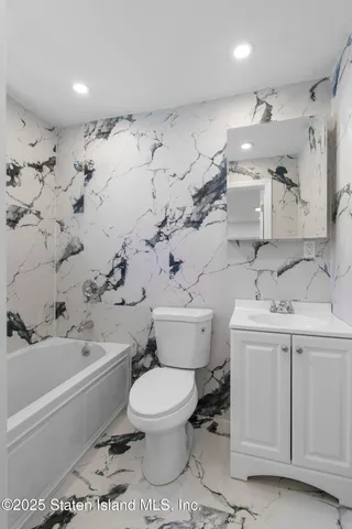 $1,050,000 | 75 Muller Avenue | Westerleigh