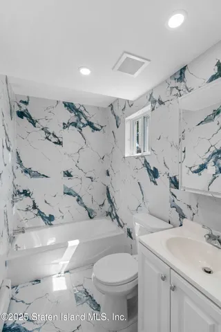 $1,050,000 | 75 Muller Avenue | Westerleigh