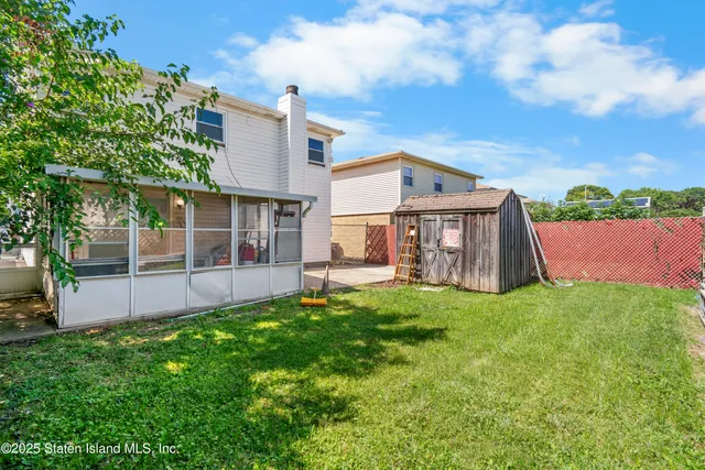 $1,050,000 | 75 Muller Avenue | Westerleigh